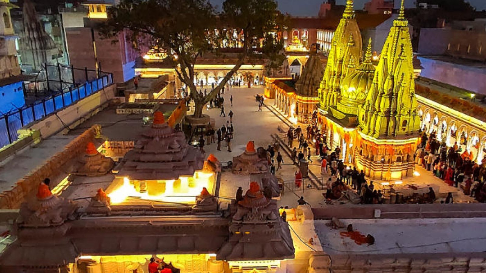 🌄 वाराणसी की आत्मा को छूने का सफर